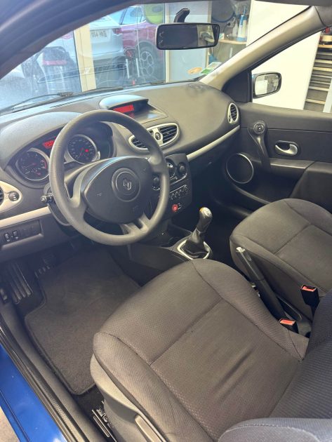 RENAULT CLIO III 1.5 DCI 70 CV CONFORT 2009