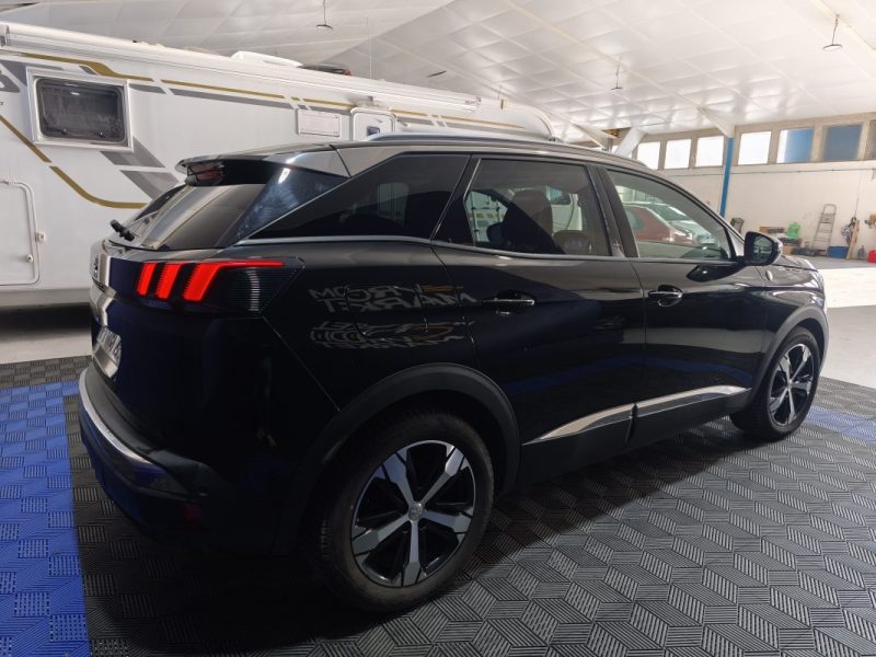 PEUGEOT 3008 2.0 BLUEHDI 180 CV - FINITION CROSSWAY - BOITE AUTOMATIQUE EAT 8 2.0 BLUEHDI 180CH S&S EAT8 2019