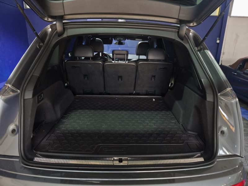  AUDI Q7 3.0 V6 TDI 272 CV QUATTRO FINITION S-LINE  3.0 V6 TDI 272CH CLEAN DIESEL QUATTRO TIPTRONIC 5 PLACES 2016