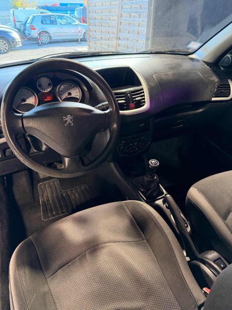 Peugeot 206+ HDI – Révisée, Garantie incluse, Distribution neuve
