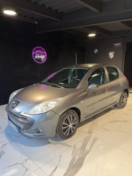 Peugeot 206+ HDI – Révisée, Garantie incluse, Distribution neuve