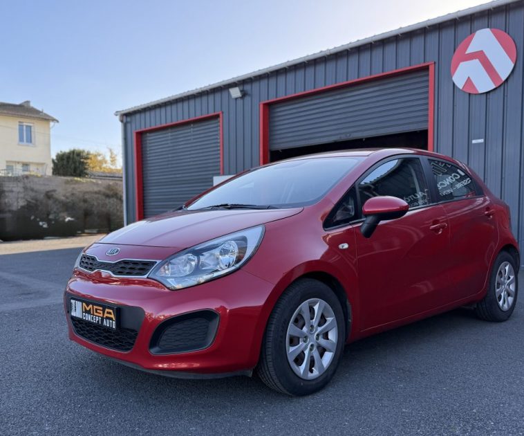 KIA RIO III 1.25 CVVT 1248CM3 86CV  2012