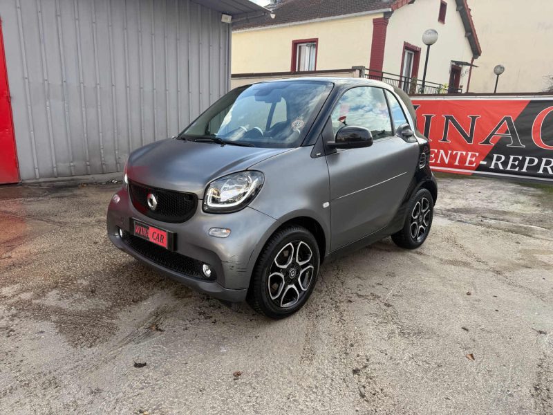 SMART FORTWO FORTWO COUPE 1.0 CH 71CH BVA 6 PRIME 2015