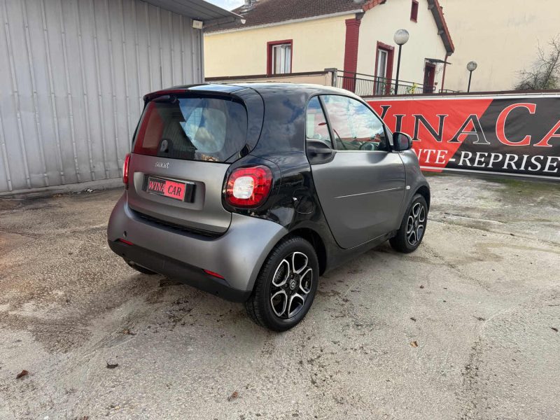 SMART FORTWO FORTWO COUPE 1.0 CH 71CH BVA 6 PRIME 2015