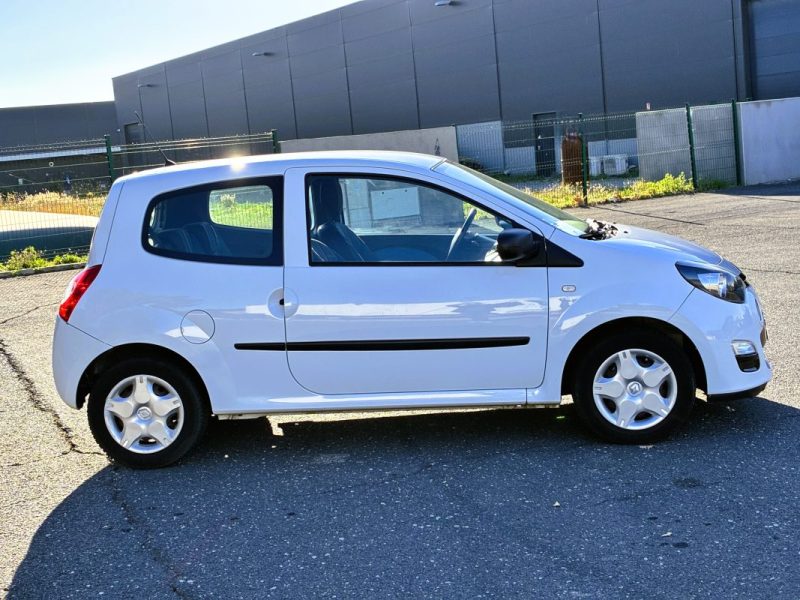 RENAULT TWINGO II (CN0_) 1.2 16V (75CV) 2012
