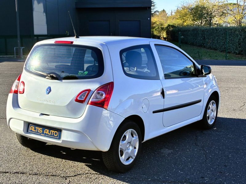 RENAULT TWINGO II (CN0_) 1.2 16V (75CV) 2012