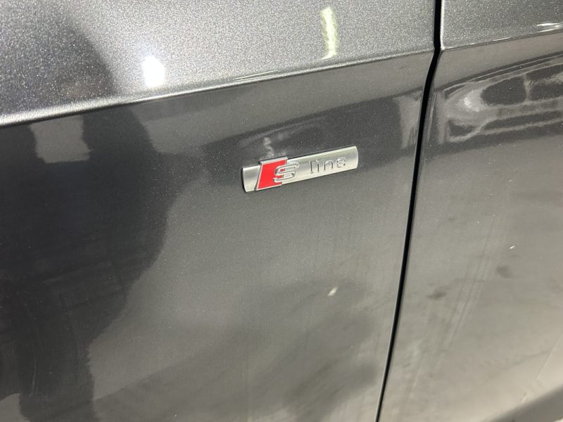 AUDI A3 2.0 TDI 150 S LINE S TRONIC CARPLAY SUIVI COMPLET