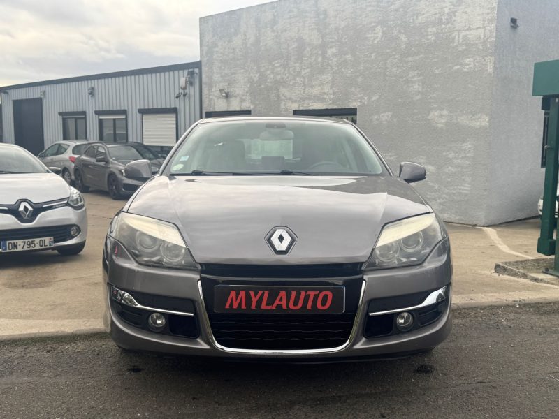 RENAULT LAGUNAIII 2.0 DCI 130CH BLACK EDITION 2013