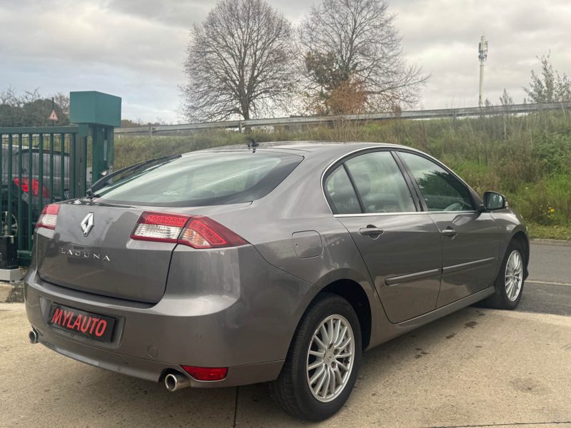 RENAULT LAGUNAIII 2.0 DCI 130CH BLACK EDITION 2013