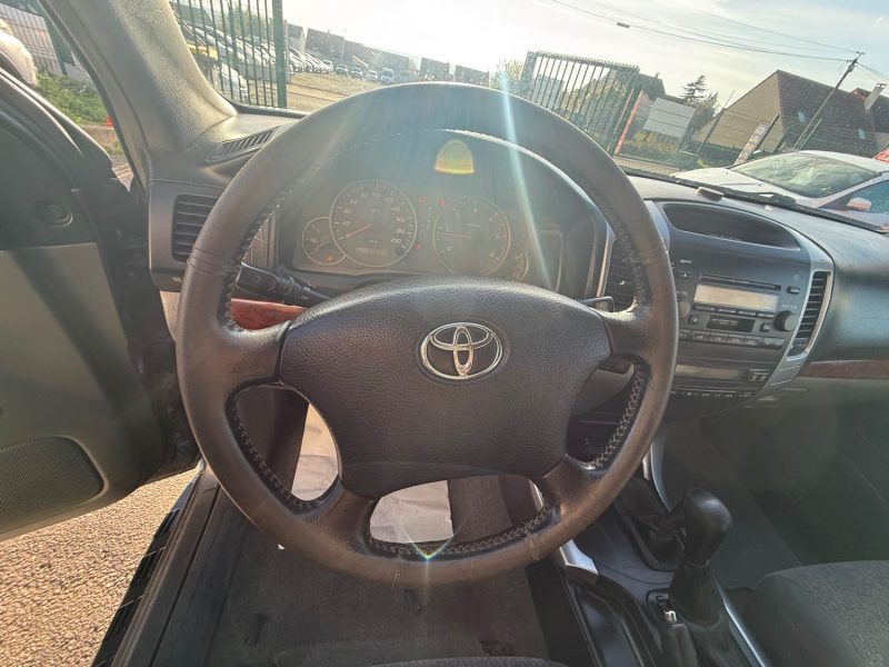 TOYOTA LAND CRUISER 4 J120 3.0 D4D - 163CV 16V TURBO 4X4 BVA  2004