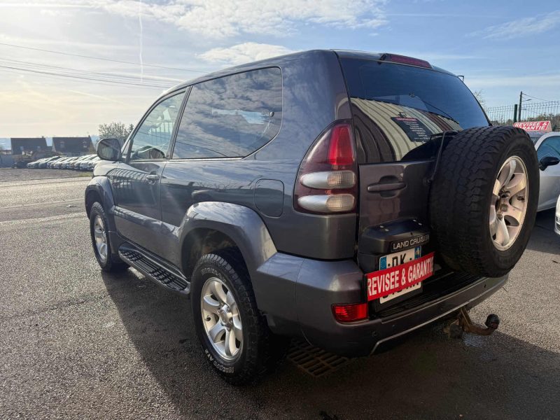 TOYOTA LAND CRUISER 4 J120 3.0 D4D - 163CV 16V TURBO 4X4 BVA  2004