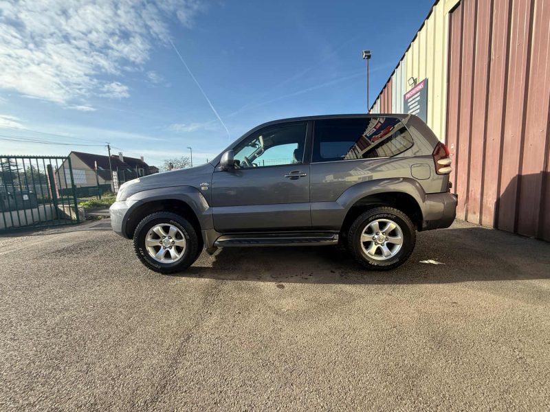 TOYOTA LAND CRUISER 4 J120 3.0 D4D - 163CV 16V TURBO 4X4 BVA  2004