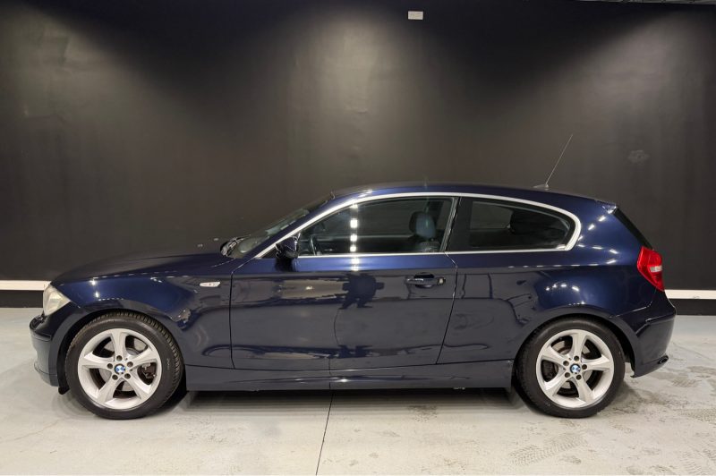 B.M.W. SERIE 1 130 I 2996CM3 265CV  2009