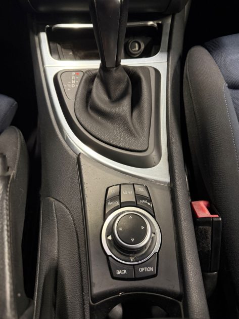 B.M.W. SERIE 1 130 I 2996CM3 265CV  2009