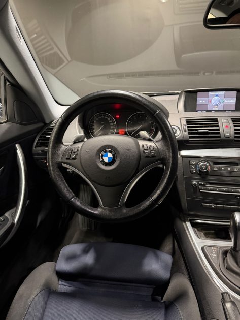 B.M.W. SERIE 1 130 I 2996CM3 265CV  2009
