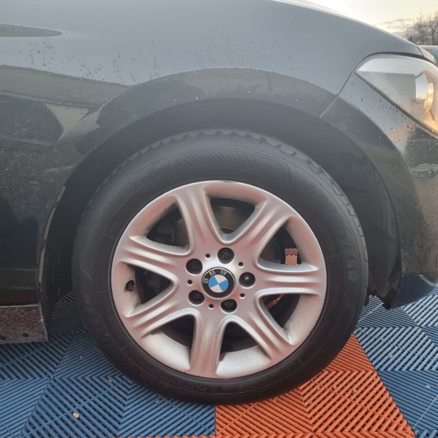 B.M.W. SERIE 1 114D 95CH LOUNGE 5P 2013