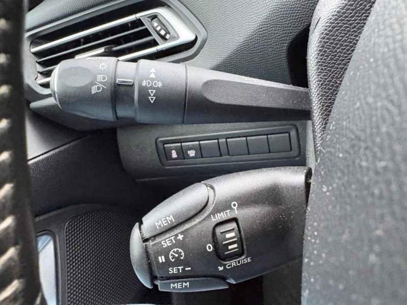 Peugeot 308 1.6 E-HDI 115ch Finition Féline - ❄️ Climatisation - ✅Reprise possible 