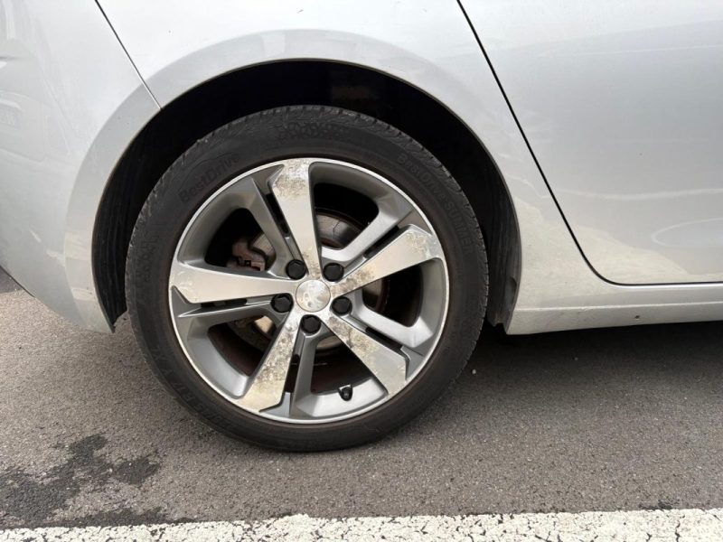 Peugeot 308 1.6 E-HDI 115ch Finition Féline - ❄️ Climatisation - ✅Reprise possible 