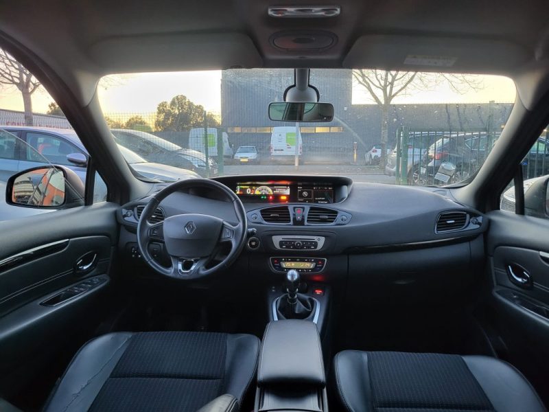 RENAULT SCENIC III 1.6 DCI 130 CV - BUSINESS - 7 places 