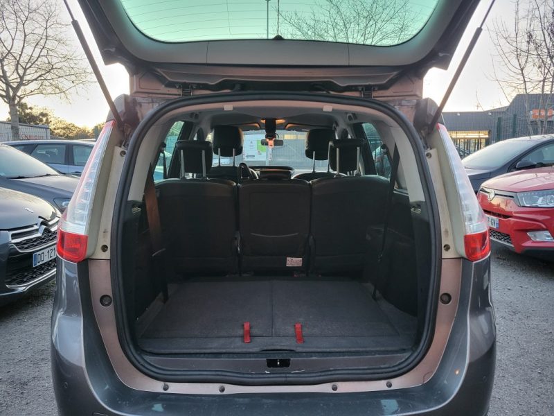 RENAULT SCENIC III 1.6 DCI 130 CV - BUSINESS - 7 places 