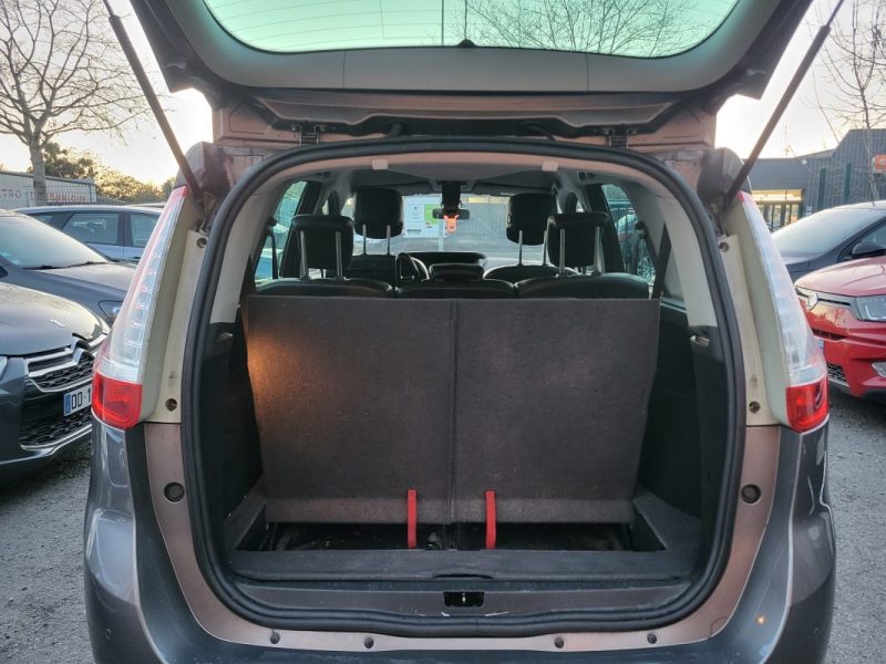 RENAULT SCENIC III 1.6 DCI 130 CV - BUSINESS - 7 places 