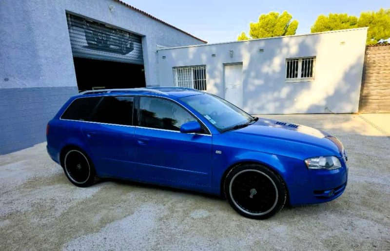 SUPERBE AUDI A4 AVANT S LINE 3.0 V6 TDI QUATTRO TIPTRONIC  233 cv Boîte auto 