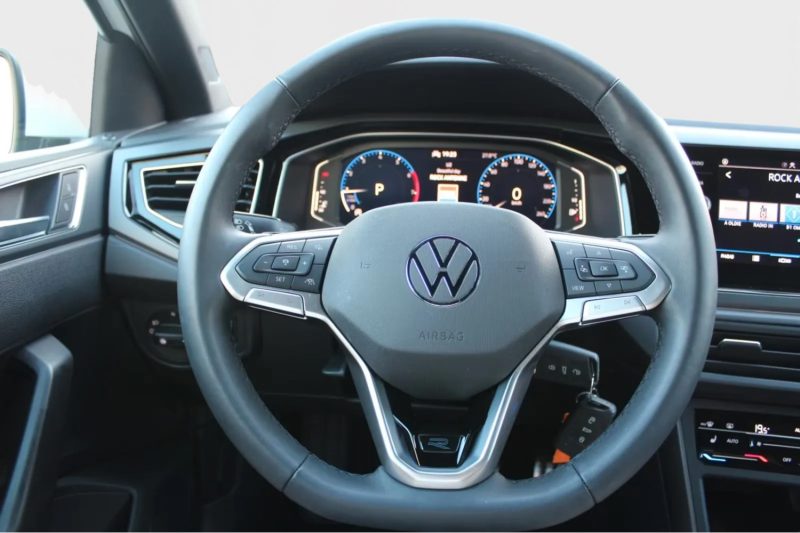 Volkswagen Polo R-Line DSG/LED-Matrix 110CH / 350€ PAR MOIS