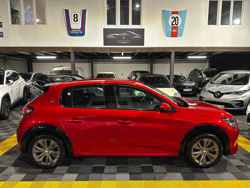 MAGNIFIQUE E-208 ALLURE 136CH (SUIVI D'ENTRETIEN, APPLE CARPLAY, RADAR DE RECUL)