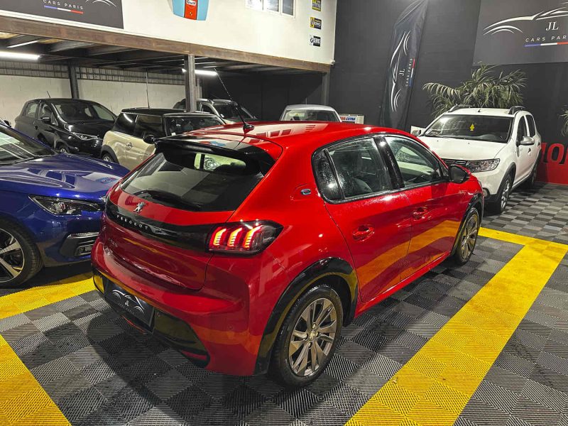 MAGNIFIQUE E-208 ALLURE 136CH (SUIVI D'ENTRETIEN, APPLE CARPLAY, RADAR DE RECUL)