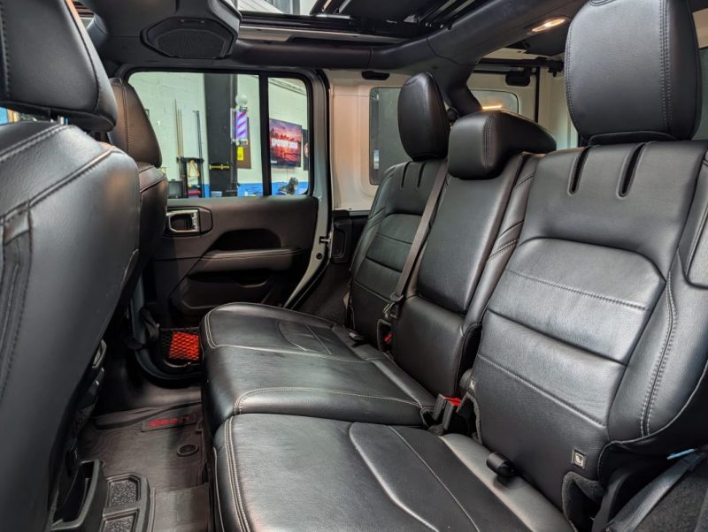 JEEP WRANGLER 2.0 T 380CH OVERLAND 