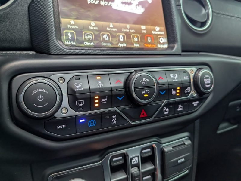 JEEP WRANGLER 2.0 T 380CH OVERLAND 