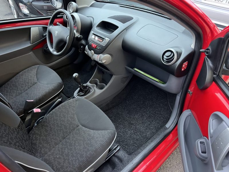 PEUGEOT 107 1.0 68 Cv MOTEUR A CHAINE / CLIMATISATION BLUETOOTH 46 500 Kms - GARANTIE 1 AN