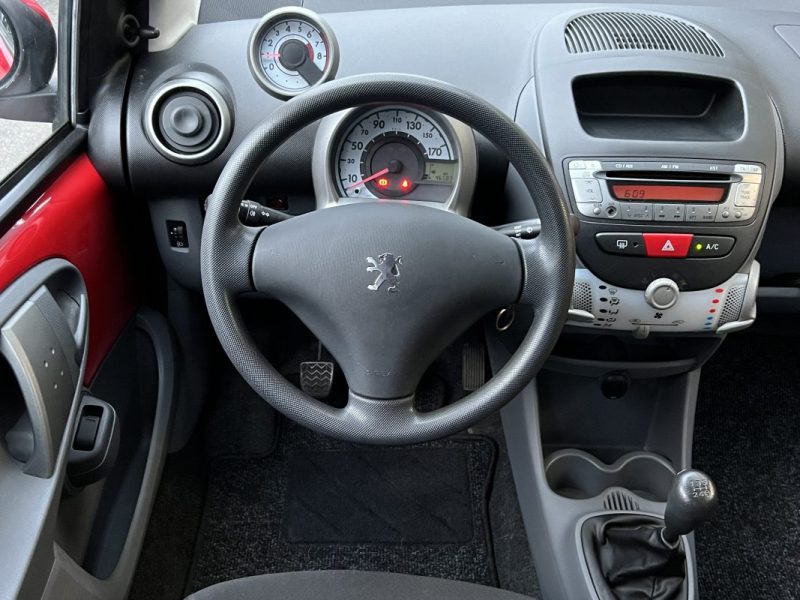 PEUGEOT 107 1.0 68 Cv MOTEUR A CHAINE / CLIMATISATION BLUETOOTH 46 500 Kms - GARANTIE 1 AN