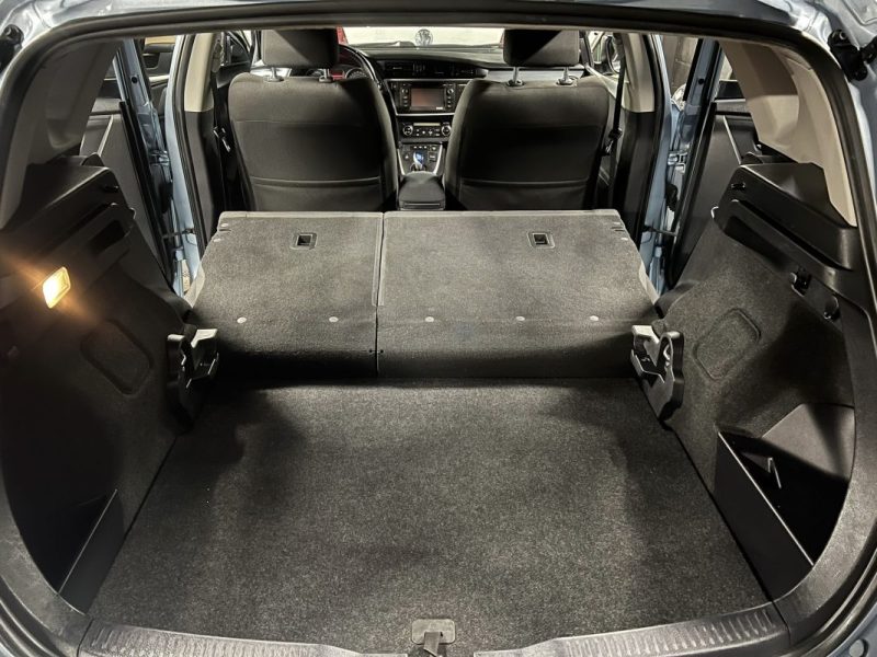 TOYOTA AURIS HYBRID HSD 1.8 VVT-i 136 Cv BOITE AUTO CAMERA RECUL CRIT AIR 1 - GARANTIE 1 AN