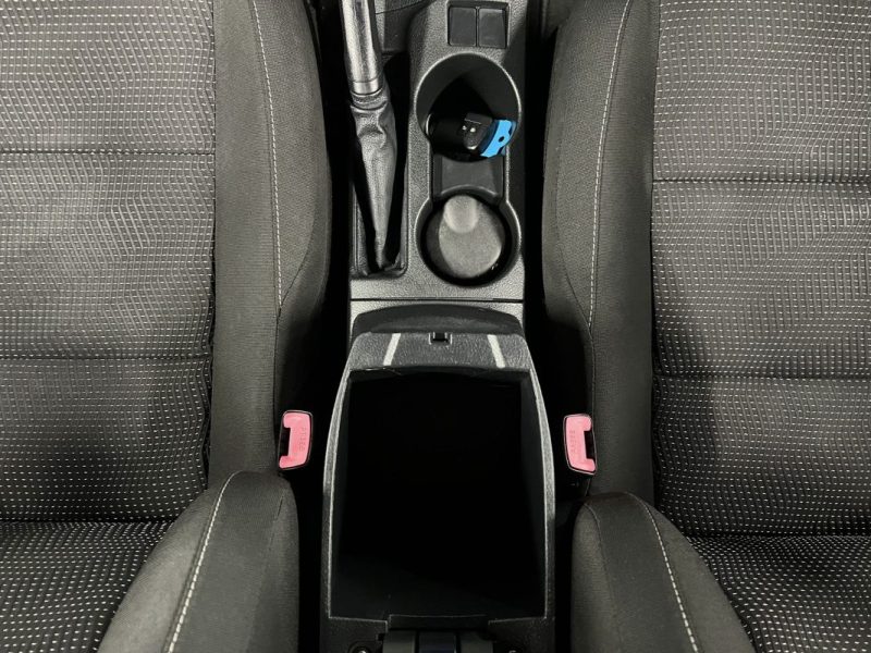 TOYOTA AURIS HYBRID HSD 1.8 VVT-i 136 Cv BOITE AUTO CAMERA RECUL CRIT AIR 1 - GARANTIE 1 AN