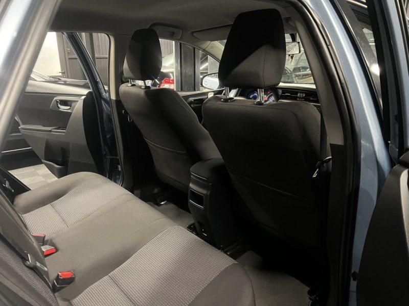 TOYOTA AURIS HYBRID HSD 1.8 VVT-i 136 Cv BOITE AUTO CAMERA RECUL CRIT AIR 1 - GARANTIE 1 AN