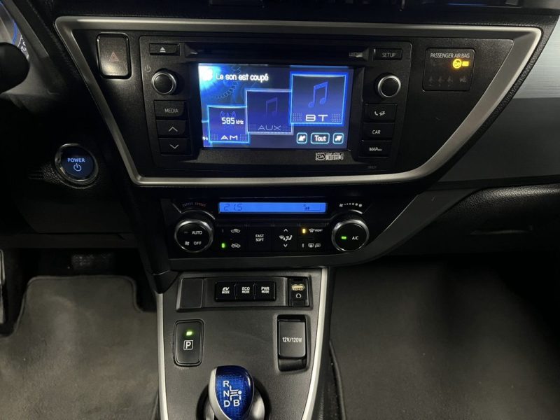 TOYOTA AURIS HYBRID HSD 1.8 VVT-i 136 Cv BOITE AUTO CAMERA RECUL CRIT AIR 1 - GARANTIE 1 AN