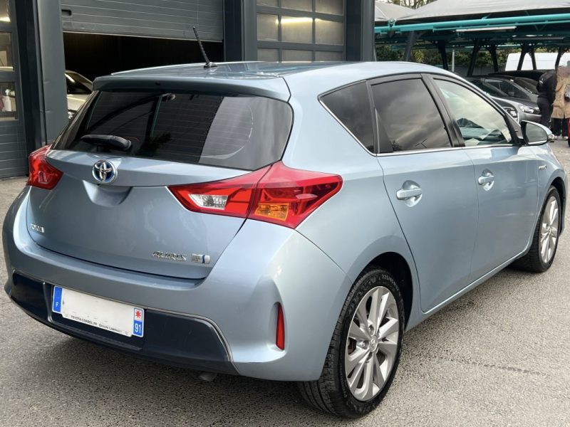 TOYOTA AURIS HYBRID HSD 1.8 VVT-i 136 Cv BOITE AUTO CAMERA RECUL CRIT AIR 1 - GARANTIE 1 AN