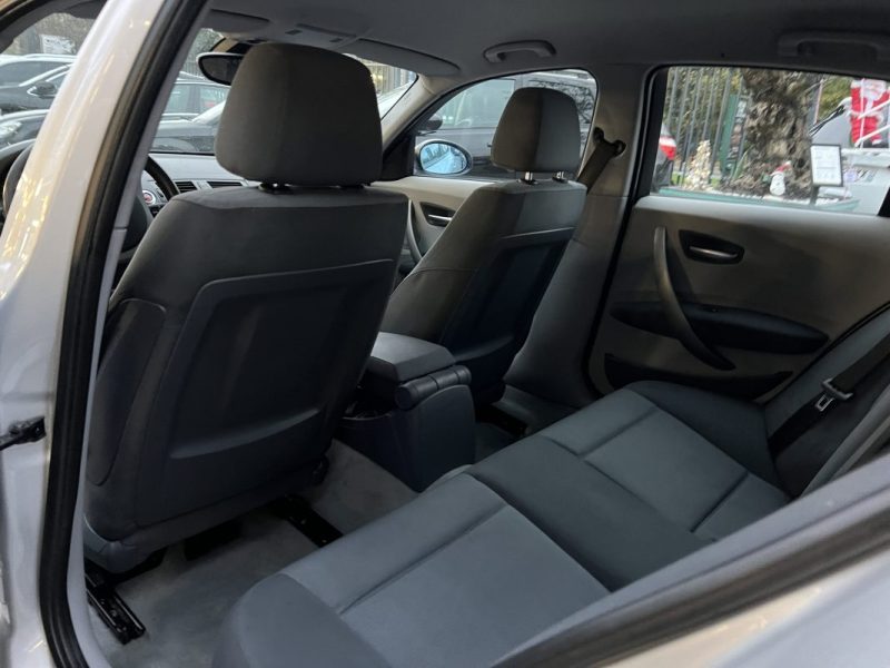 BMW SERIE 1 E87 128i 2.0 130 Cv VENTE EN L ETAT / FRAIS MECANIQUES A PREVOIR LIRE L ANNONCE