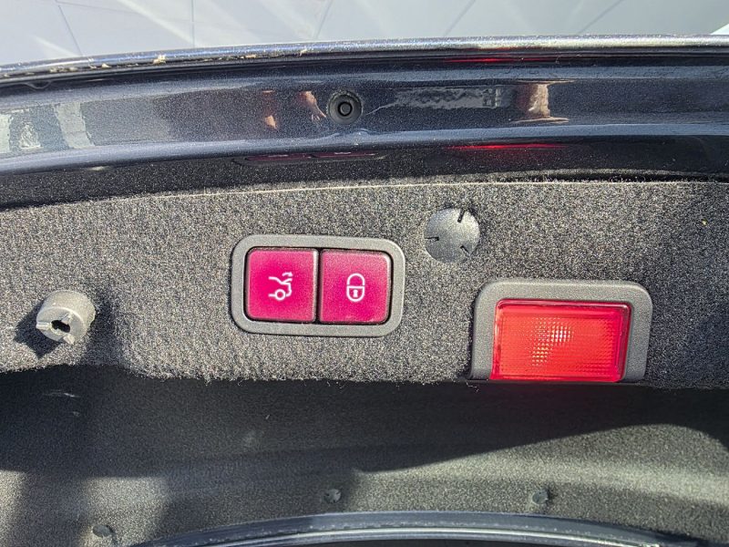 MERCEDES CLASSE C 350 HYBRIDE FASCINATION 7G-TRONIC PLUS 2015 157000KM GARANTIE 1 AN 