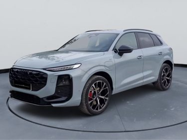  AUDI Q3 e-hybrid 2x S line MATRIX Tech-pro Pano 20" / 1000€ PAR MOIS 