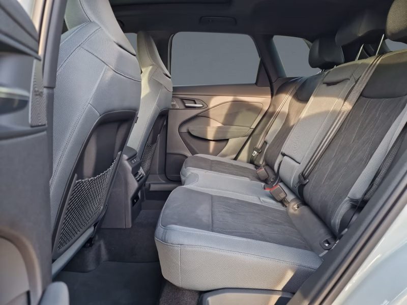  AUDI Q3 e-hybrid 2x S line MATRIX Tech-pro Pano 20" / 1000€ PAR MOIS 