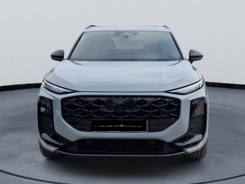  AUDI Q3 e-hybrid 2x S line MATRIX Tech-pro Pano 20" / 1000€ PAR MOIS 