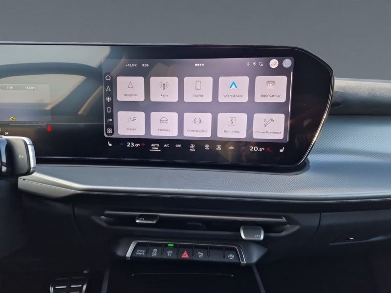  AUDI Q3 e-hybrid 2x S line MATRIX Tech-pro Pano 20" / 1000€ PAR MOIS 