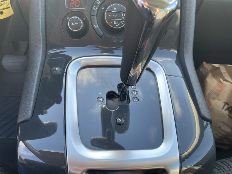 PEUGEOT 5008 1.6 HDI   110 CV  GARANTIE 3/12 MOIS 1.6 HDI 2012