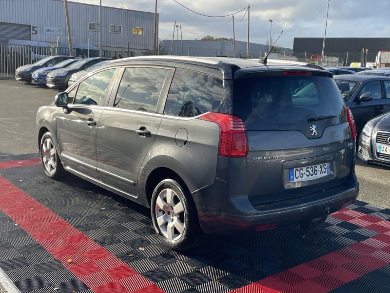 PEUGEOT 5008 1.6 HDI   110 CV  GARANTIE 3/12 MOIS 1.6 HDI 2012