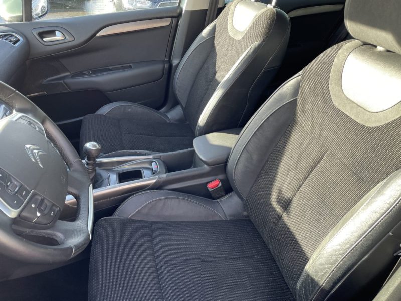CITROEN C4 1.6 HDI110 EXLUSIVE   GARANTIE 3/12 MOIS 2012