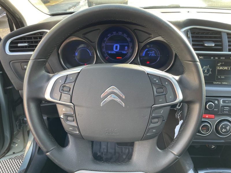CITROEN C4 1.6 HDI110 EXLUSIVE   GARANTIE 3/12 MOIS 2012