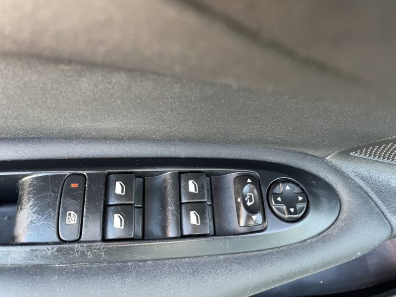 CITROEN C4 1.6 HDI110 EXLUSIVE   GARANTIE 3/12 MOIS 2012