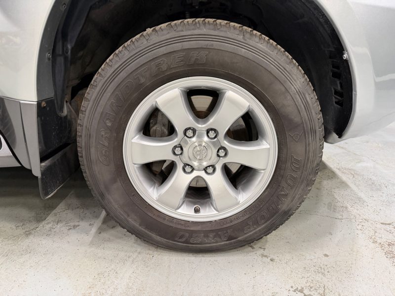 TOYOTA LAND CRUISER  3.0 D-4D 2004